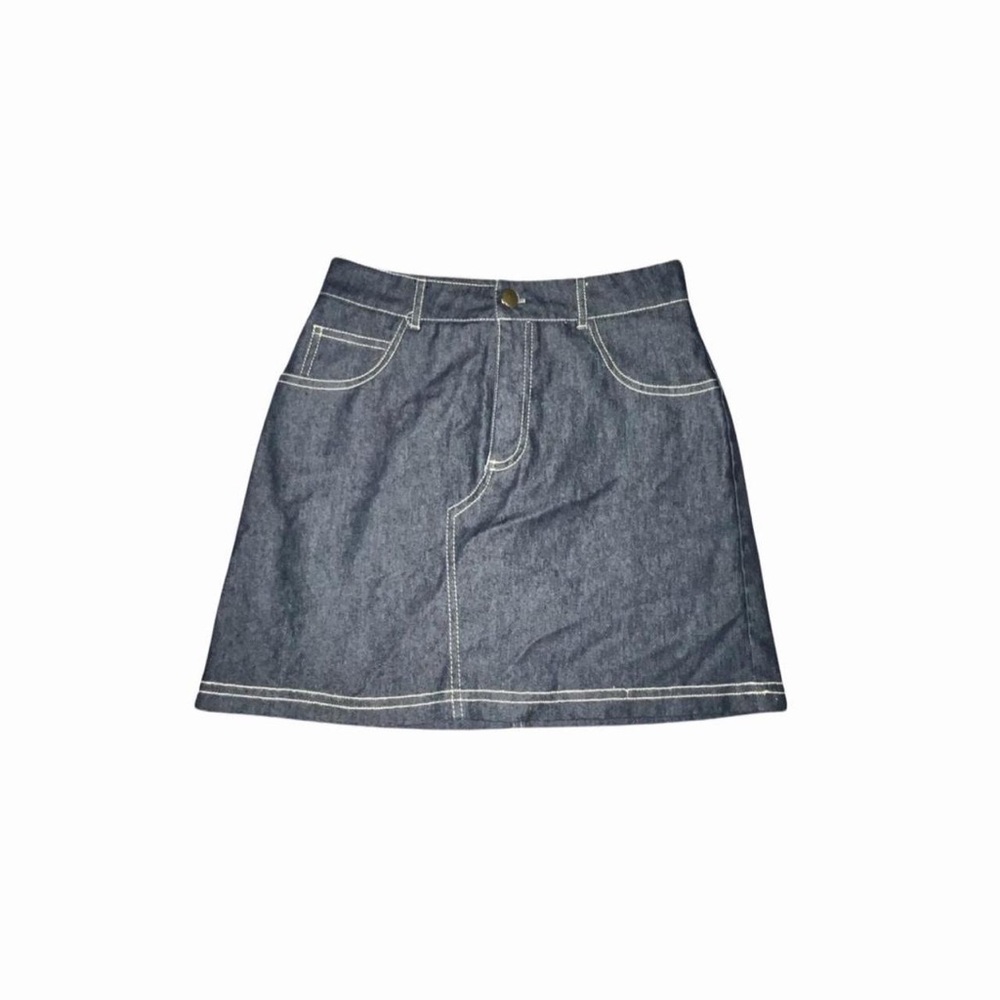 Y2K black skirt with white stitching